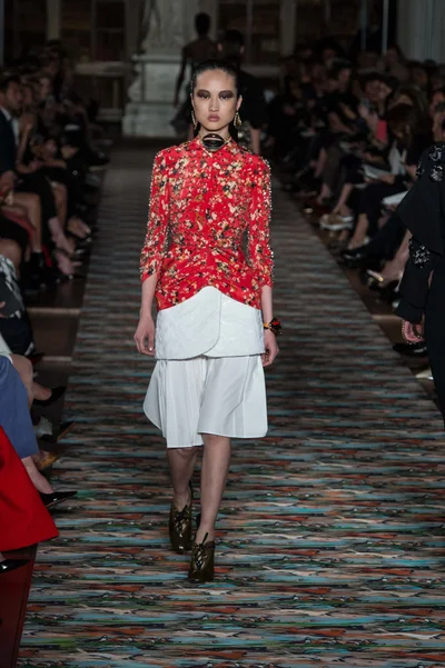 Look 52